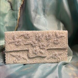 Elegant Cream Beaded Clutch
